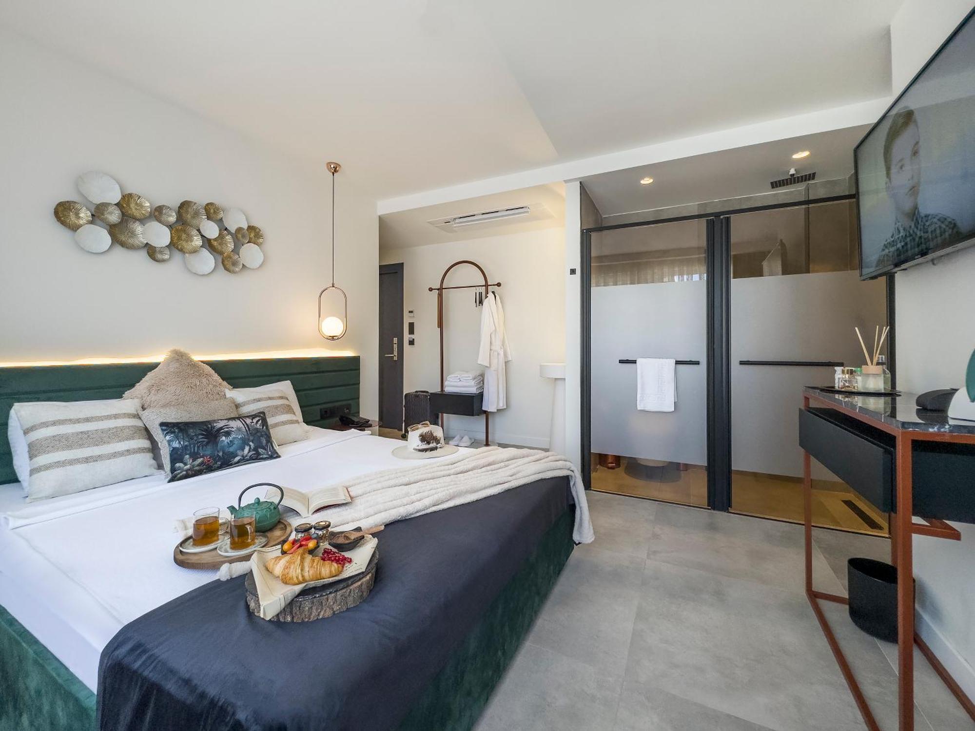Luff Living (Adults Only) Antalia Esterno foto